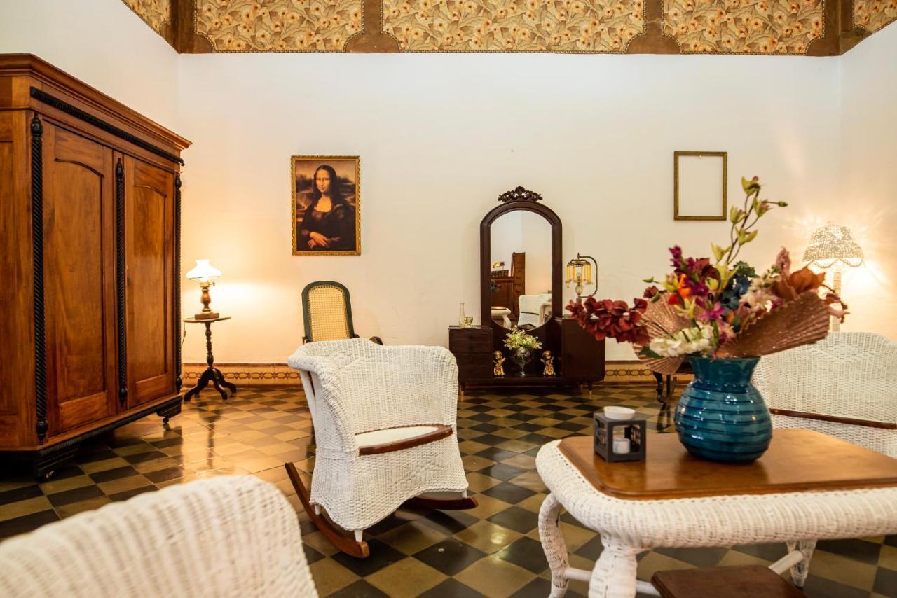 Hostal Victoria Гранада Экстерьер фото
