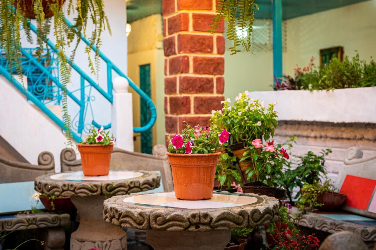 Hostal Victoria Гранада Экстерьер фото