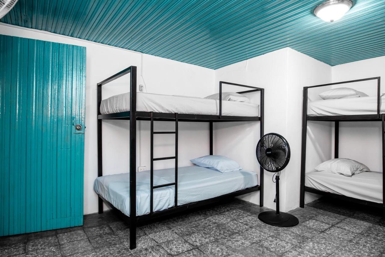 Hostal Victoria Гранада Экстерьер фото