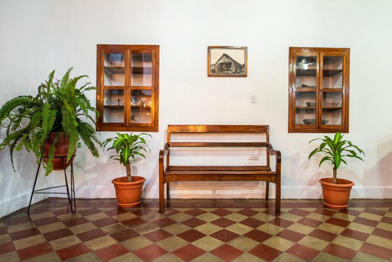 Hostal Victoria Гранада Экстерьер фото