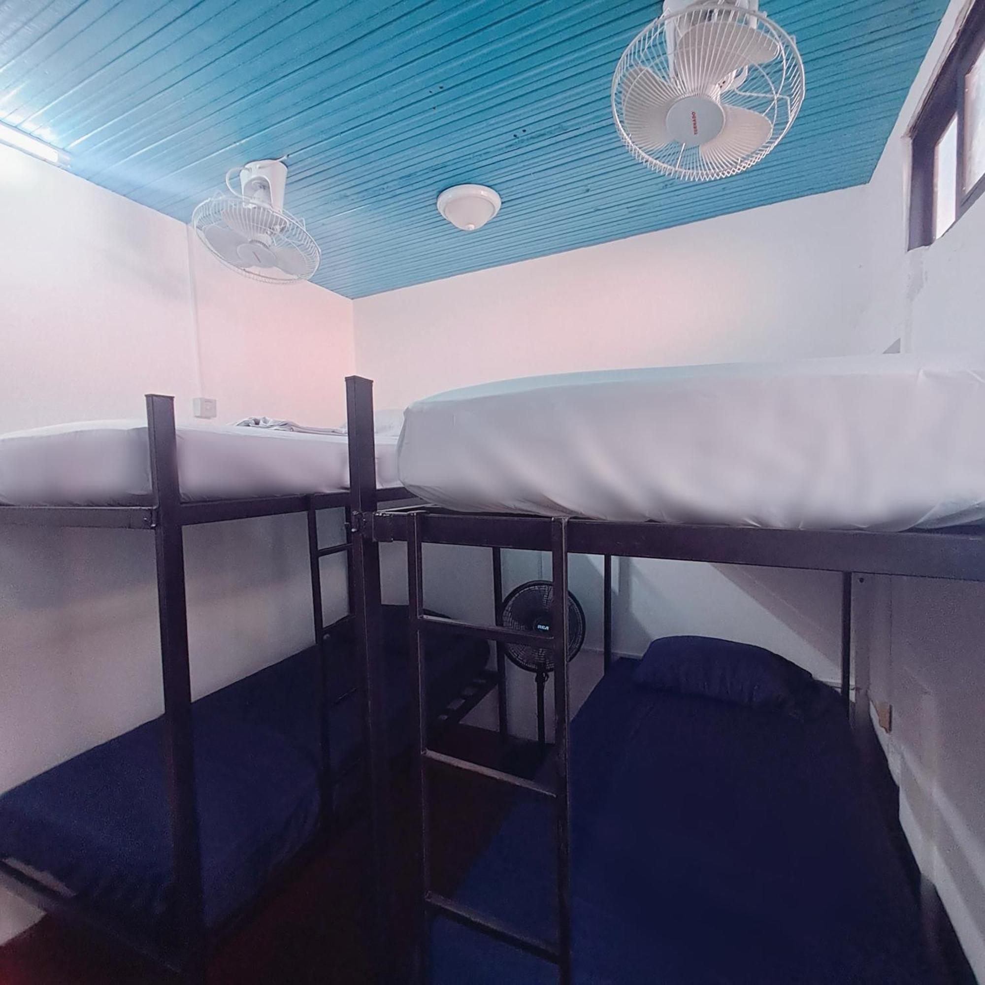 Hostal Victoria Гранада Экстерьер фото